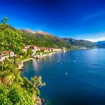 Azzurro Infinity View - Happy